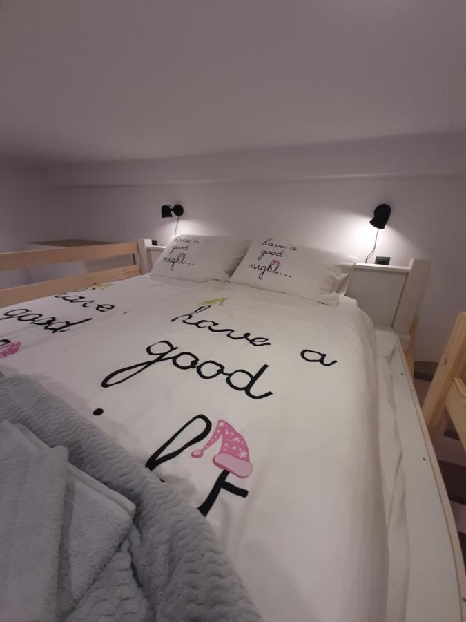 Mr Guest Apartment *